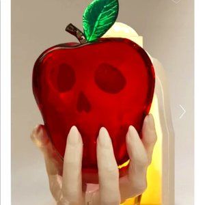Bath & Body Works Poison Apple Skull in Witch Hand Halloween Wallflower Plug
